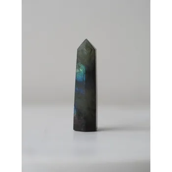 Labradorit obelisk, 6 cm