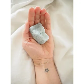 Přírodní kámen Akvamarín Brazílie, 92 g