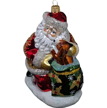 Obraz Ručně malovaná skleněná vánoční koule zobrazující Svatého Mikuláše, jak objímá