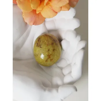 Zelený Opál leštěný ovál, hmatka 75 g