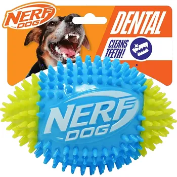 Hračka pro psa NERF DOG Hračka pro psy pískací fotbalový míč se spikemi 15 cm