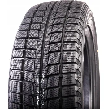 Zimní osobní pneu Zimní pneumatika Goodride SW618 SnowMaster 245/60R18 105 H s přilnavostí na sněhu (3PMSF)