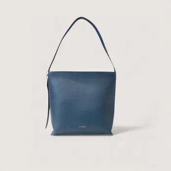 Kabelka COCCINELLE C-ME LOCK SHOPPER SMALL SILVER KOŽENÁ KABELKA DEEP BLUE SS26