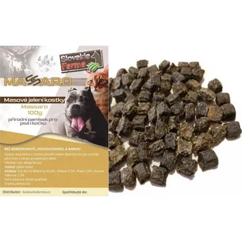 Pamlsek pro psa Masové jelení kostky SlovakiaFarma Massaro 100g
