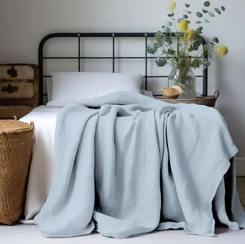 Bytový textil DARRÉ Mušelínový přehoz na postel Sky blue