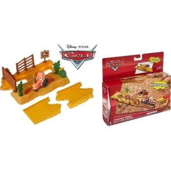 Panenka Mattel Disney Cars Tractor Tippin