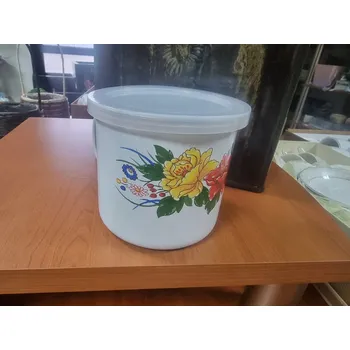 SMALTOVANÝ HRNEK s víčkem, ocelový, 700 ml A1005