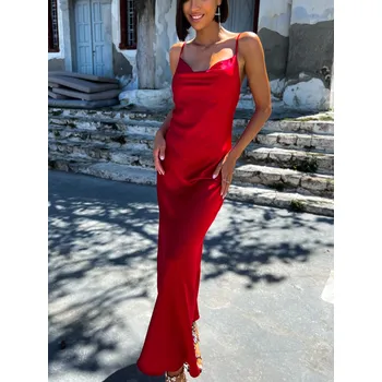 Dámské šaty Červené dlouhé lesklé šaty KARRIN