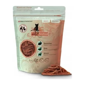 Pamlsek pro kočku Catz Finefood Meatz Wild Mix - králík, kachna, jelen 45g