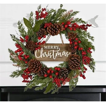 Věnec VÁNOČNÍ VĚNEC 50 CM S LISTY A BOBULEMI NA VCHODOVÉ DVEŘE