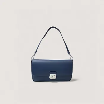 Kabelka COCCINELLE C-ME LOCK LARGE SILVER KOŽENÁ KABELKA DEEP BLUE SS26