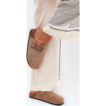 Dámské žabky Dámské nazouváky a na platformě s přezkou khaki Selio 38