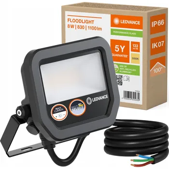 LED Reflektor Halogen 8W 1100lm 3000K IP66 Černý LEDVANCE Floodlight