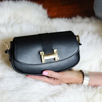 Kabelka Dámská kabelka z pravé kůže Emma Černá