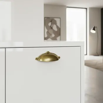 Nábytkové kování Giusti Úchytka MELANIE / Mosaz patina lesklá 64 mm