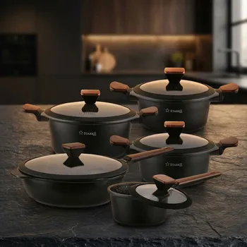 Sada nádobí Sada 4 hliníkových hrnců s poklicemi a nepřilnavou pánví STARKE PRO REDWOOD 10 ks.