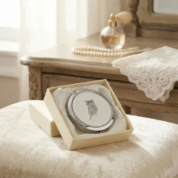 Zrcadlo Kapesní zrcátko se sovou stříbrno-bílé