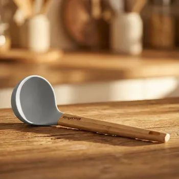 Naběračka KONIGHOFFER GLER silikonová naběračka / lžíce 27 cm