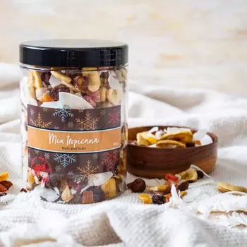 MIX TROPICANA 500g směs skořápkových plodů a ovoce VÝPRODEJ MDT: 6/25 (ALIKA Dóza s oříšky a sušeným ovocem)