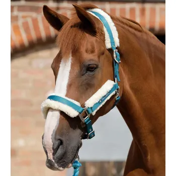 Ohlávka s umělým beránkem Premier Equine Barva: peacock, Velikost: COB