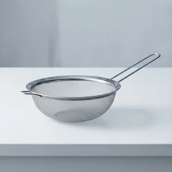 Cedník a síto Kovové kuchyňské sítko TADAR 16 cm