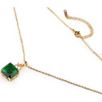 Náhrdelník Náhrdelník z nerezové oceli s broušenými kamínky