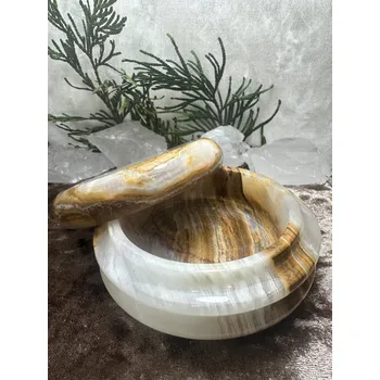 Dóza z onyxu - aragonitu