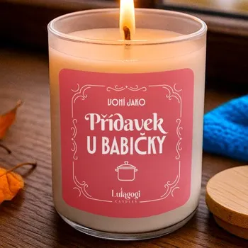 Žertovný předmět Voní jako přídavek u babičky - vonná svíce s potiskem pro babičku- Tričkový.cz