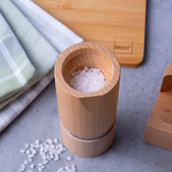 Kuchyňský mlýnek Ruční mlýnek Kela dřevěný 30 g béžový