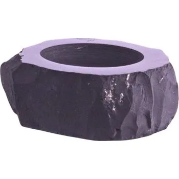 Ochranný a uzemňující svícen z přírodního karelského šungitu, silný doplněk pro harmonizaci prostoru.