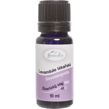 Aroma lampa Lavandia Éterický olej levandule lékařská BIO (Lavandia Levandulová farma - éterický olej destilovaný na naší farmě ve Starovičkách z našich BIO levandulí. Vyzkoušejte Levandulový olejíček v kombinaci s Bedrohřejem (Krkohřejem).)