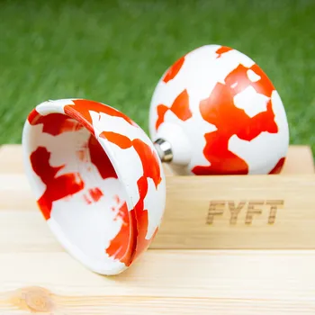 Jojo Vyvážené ložiskové JESTER diabolo od JuggleDream Barva: Bílo-červená