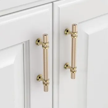 Systém vstřikování 9BUILD Balení 10 zlatých nábytkových úchytek Vzdálenost středu 96 mm Kuchyňská úchytka Nábytková