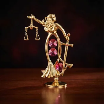 Figurka Temida s krystalky 12 cm