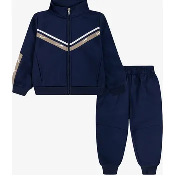 Nike Sportswear Club 4T