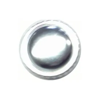 Uzávěr nádrže kovový