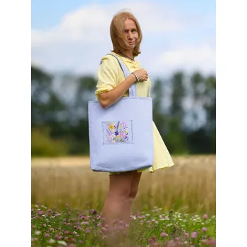 Taška s výšivkou (Summer Stripes and Embroidery)