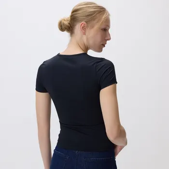 Dámské tričko Reserved - Jednobarevné tričko - černý - 312HT-99X - 312HT-99X-M