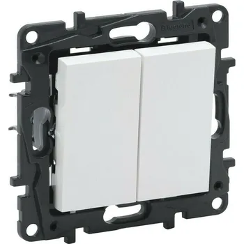 vypínač Přepínač sériový řazení 5 Legrand Niloé Step bílá