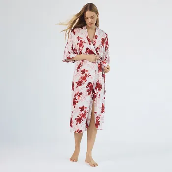 Dámský župan Reserved - Vzorovaný župan z viskózy - růžová - 974HD-38X - 974HD-38X-M