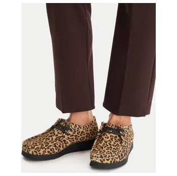 Dámské polobotky Polobotky Clarks WallabeeEVOSh 26184612 Hnědá 37_5