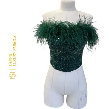 Korzet Korzet ,,Emerald Glamour" s výšivkou a peříčkovým lemováním Velikost: XS