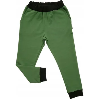 Chlapecké tepláky s kapsami zelené GAMET 110 pohodlné do školy