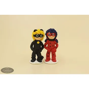 Jedlá dekorace na dort Kouzelná beruška – cukrová dekorace na dort (Lady Bag a černý kocour)