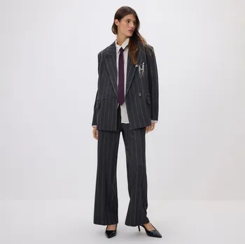 Dámské kalhoty Reserved - Kalhoty s&nbsp;nažehlenými puky - tmavě šedá - YT335-90P - YT335-90P-XL