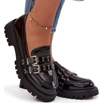 Dámské mokasíny Dámské lakované mokasíny z eko kůže, černé se stříbrnými pásky a přezkami, velikost 39