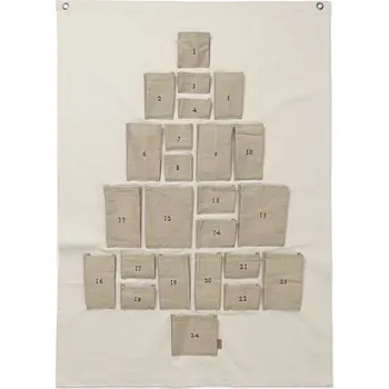 Vánoční dekorace Ferm Living, Adventní kalendář Pine 90 x 125 cm - Formadore