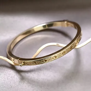 Náramek Zlatý 14kt pevný náramek 93A00022