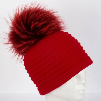 Čepice ANYTRA Dámská čepice Avenita červená