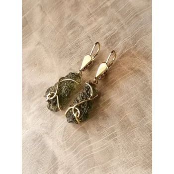 Náušnice Půvabné visací zlaté náušnice s vltavíny P26 0005